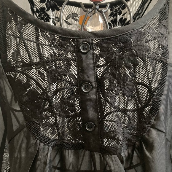 MIMI CHICA Black Blouse Size Medium - Picture 3 of 6